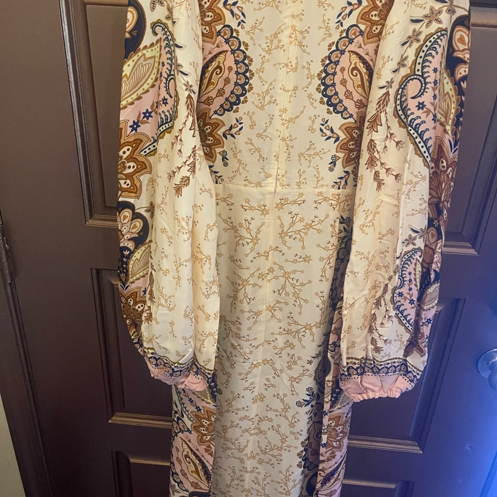 FARM Rio Multicolor Midi Dress - Picture 6 of 10